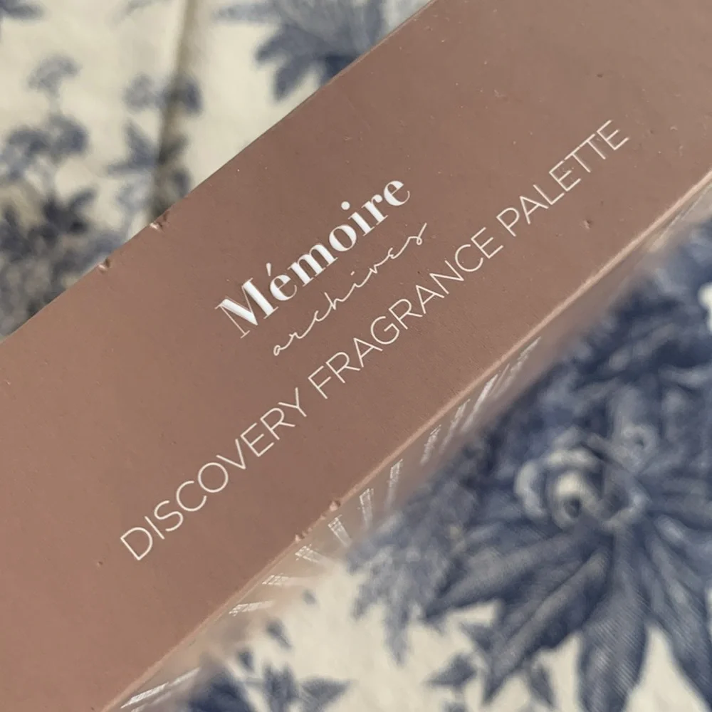 Memoire Archives Perfume Discovery Set Four Travel Size Fragrances NIB